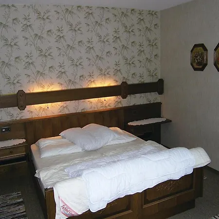 Two-bedroom 06
